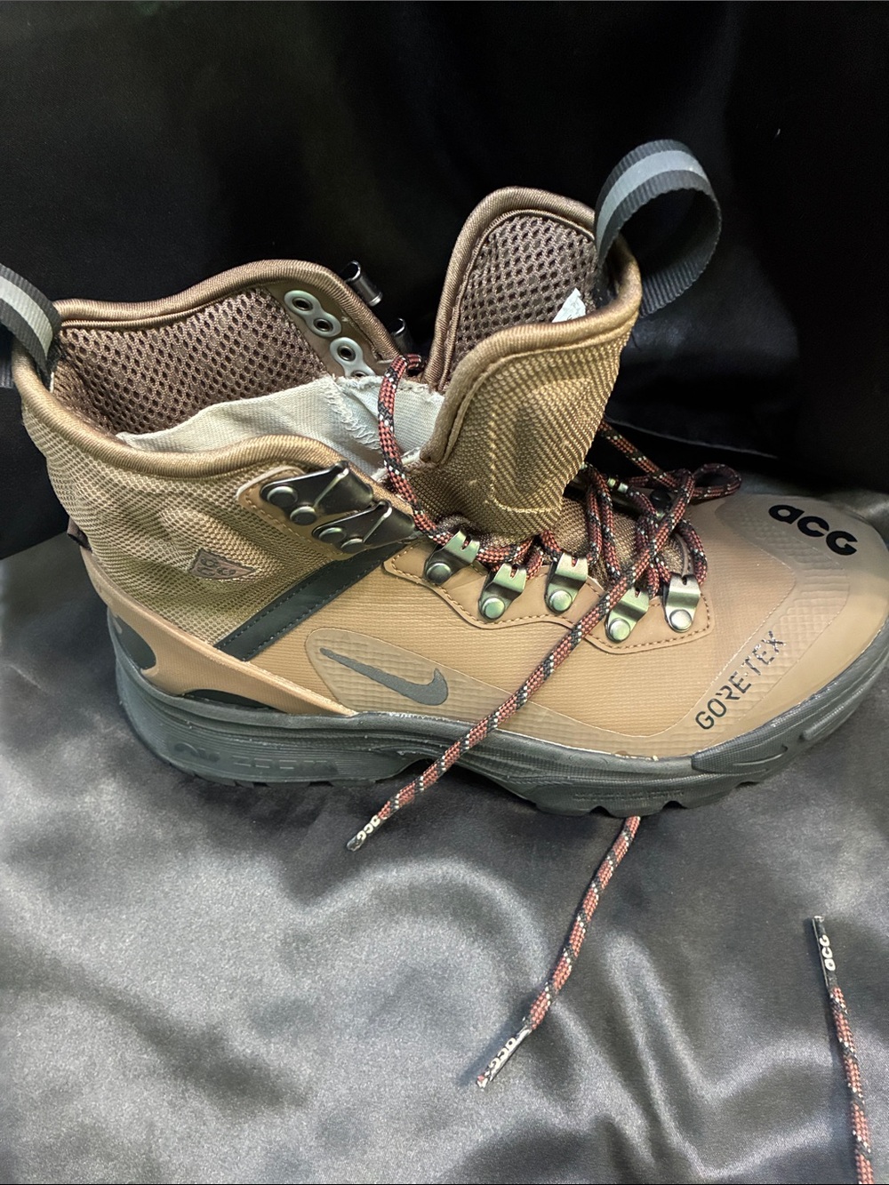 Nike ACG Men’s Brown Gore-Tex Lace-Up Hiking Boots Size 5 - Picture 13 of 16